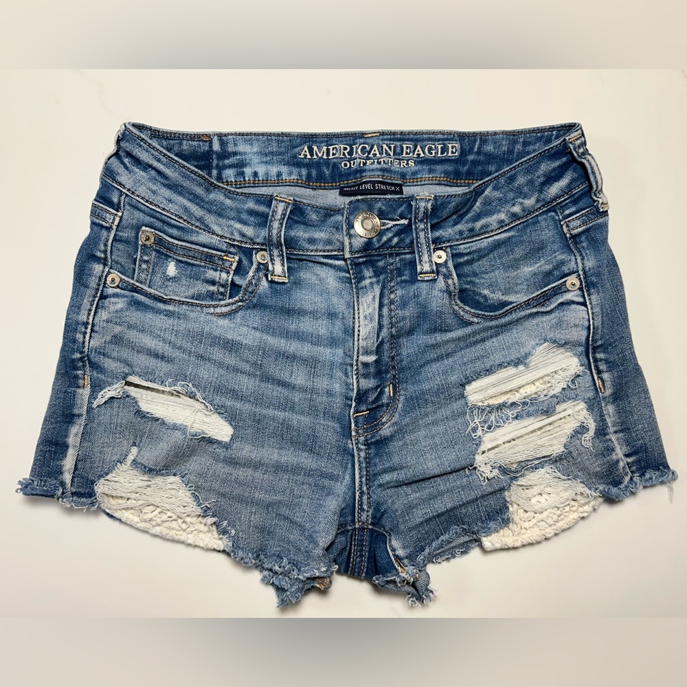 American Eagle Size 4 Next Level Stretch Denim Shorts with Crocheted Pockets